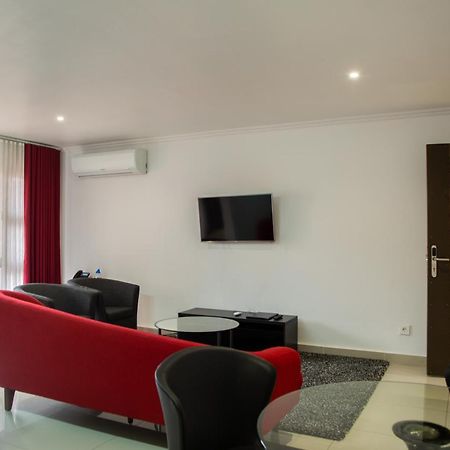 Wdc Aparthotel - Buea Exterior foto